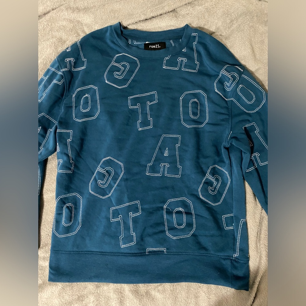 GOAT Long Sleeve Shirt